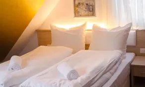 Alpha & Omega Hotel Stuttgart - air-conditioned - Image 3