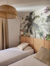 LE M HOTEL - Image 4