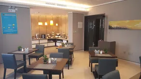 Starway Hotel Jinzhong Yunhua West Street - Image 3
