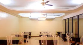 Metro Park Hotel Mandaue - Image 3