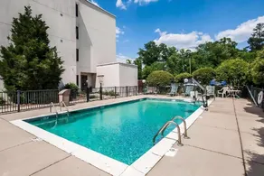 Travelodge by Wyndham Flowood - Image 3