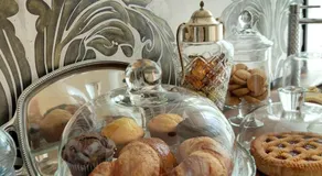 Lacerno Rooms - Image 5