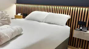 Denis Hotel - Image 2