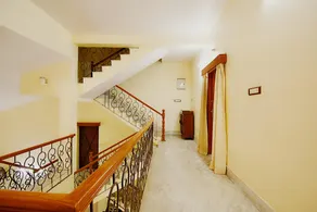 OYO Retro Residency - Image 4