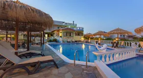Kokkari Beach Hotel - Image 4