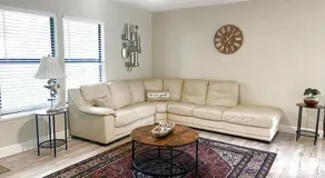 Amazing House*relax and unwind*5 min to hospitals - Image 5