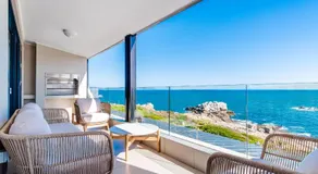 Esplanade Hermanus Central Sea Views - Image 5