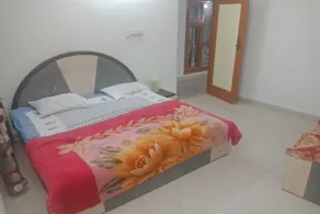 Flagship Satuti Guest House - Image 2