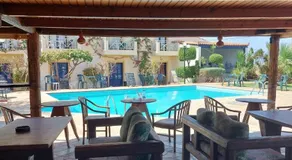 Milos Apartments - Image 4