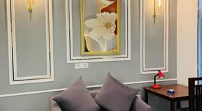 cozy noida studio, super comfy!!! - Image 5