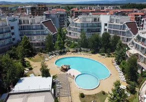 Ideal three bed apartment for families closed to the Beach - Image 4