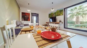 Enchanting Villa with Pool & Lush Garden in Sicily - Image 4
