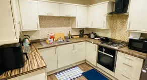 Stay at LL - Image 4