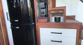 Tiny House Experience - Image 5