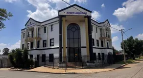 Airport Lodge Hotel - Image 5