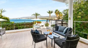 Beachfront Villa Mare with Jaccuzi and Infinity Pool - Image 4