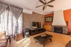 Khuvena Guest House - Image 2
