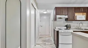 The Luxe Nook, Premier Studio in Scenic Congers - Image 3