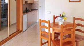 Cozy apartment in Costa del Silencio 55 m² with pool - Image 5