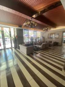 Super 8 Hotel Urumqi Yingbin Road - Image 4