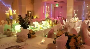 The Town House Hotel - Image 4