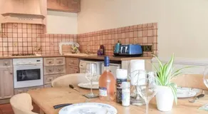 Holly Cottage - Image 4