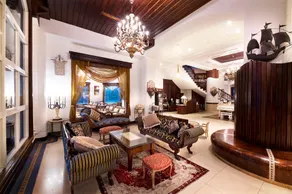 Shangrila Boutique Hotel - Image 3