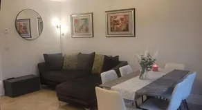 ECL Newcastle Apartment - Image 3