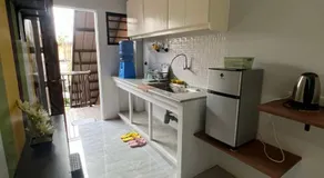 Peach Haven - Image 4