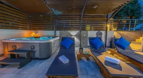 Holiday home Dusak with swimming pool and jacuzzi - Image 5