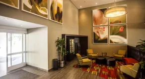StayEasy Eastgate - Image 5