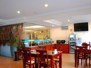GreenTree Inn Qinghuangdao Sun City Hotel - Image 3
