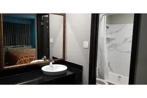 Delux Inn Mesquite Near I-30 Dallas - Image 4