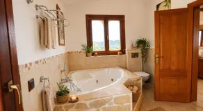 Private Villa Miramar with Pool, BBQ, Sea View, 10 Guests - Image 4