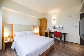 Jih Lih Hotel - Image 2
