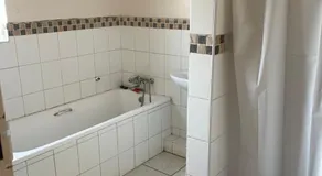 Home stay in Windsor west - Image 2