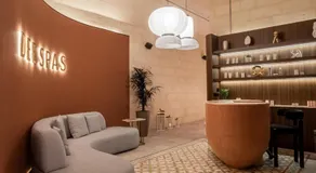 Mercury Tower Designer Stays With Pool Access - Image 5
