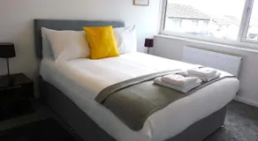 NEW - Large Fully Renovated House in East Kilbride - Image 2