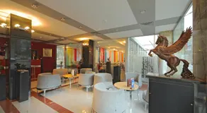 Hotel City Pleven - Image 3