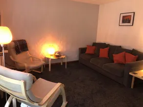NEW Super 2BD Flat near Dalkeith Town Centre - Image 2