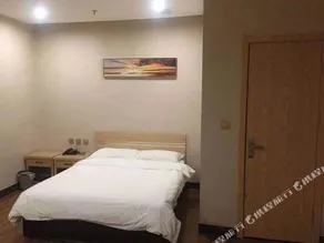 Youyou Home Youth Hostel Dalian - Image 3