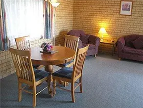 Marcel Towers Holiday Apartments - Image 2