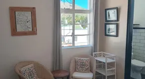 Cozy room in the Heart of Simon's Town - Image 5