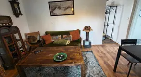 Cozy guest house with terrace - Image 2