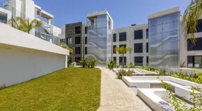 ViVi Homes - Luca Pool, Gym, Spa & Sea View - Image 5