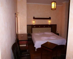 Hotel Univers Laç - Image 3