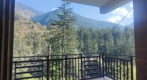 The Woodpecker Inn Jibhi - Image 4
