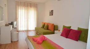 Apartments Casa Pineta - Image 2