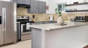 Charming Dreamy Home Close to Downtown SA - Image 5