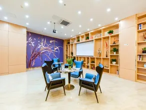 VX Wuxi Jiangyin High-tech Zone Panlongshan Park Hotel - Image 3